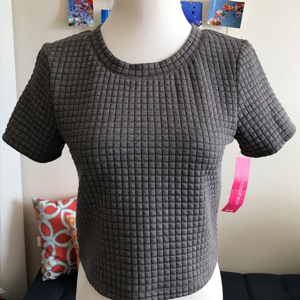 NWT quilted gray crop top size S #cute